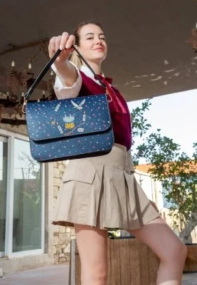 Dogo - Femme Cuir Vegan Bleu Foncé Sac à Main - Warner Bros Harry Potter Stay at Hogwarts Motif