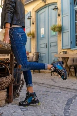Dogo - Femme Cuir Vegan Noir Bottes - Be the Change Motif