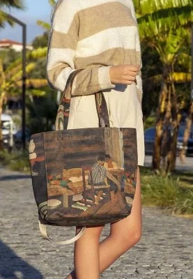Dogo - Femme Vegan Multicolore Large Tote Bag - Family Time Motif