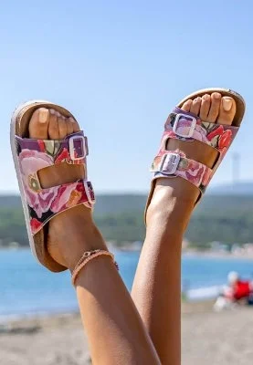 Dogo - Kadın Vegan Deri Çok Renkli Terlik - Good Things are Ahead Tasarım (1)