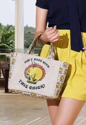 Dogo - Kadın Vegan Krem Medium Tote Bag - Warner Bros Tweety, The Chick! Tasarım