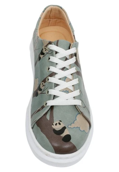 Femme Cuir Vegan Bleu Baskets - Panda Hug Motif - 