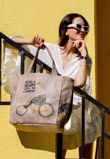 Femme Vegan Gris Large Tote Bag - Rider Woman Motif - 