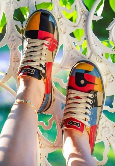 Femme Cuir Vegan Multicolore Baskets - Bauhaus Birdie Motif - 