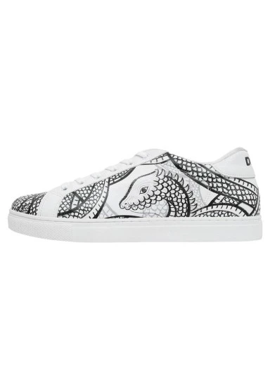 Homme Cuir Vegan Blanc Baskets - The Power Of The Dragon Motif - 