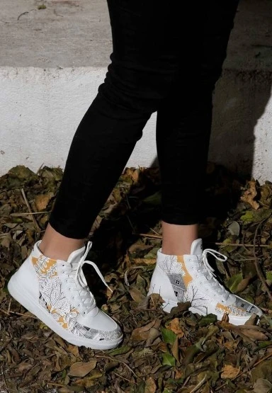 Kadın Vegan Deri Beyaz High Sneakers - There You Are Tasarım - 