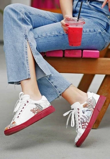 Kadın Vegan Deri Beyaz Sneakers - Magic in the Air Tasarım - 