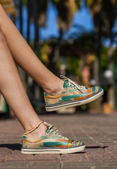Kadın Vegan Deri Çok Renkli Sneakers - Goose Bumps Tasarım - 