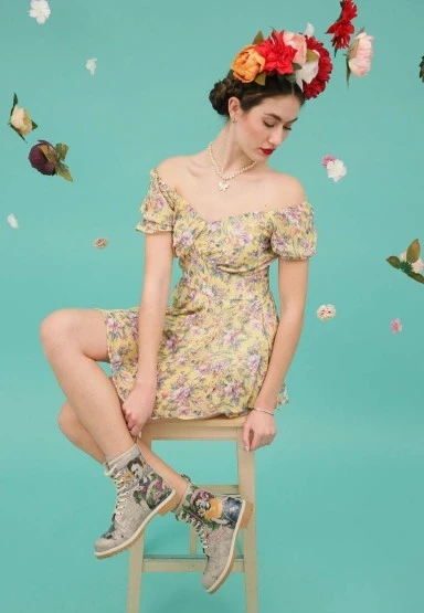 Kadın Vegan Deri Gri Uzun Bot - A Flower From The Past Frida Kahlo Tasarım - 
