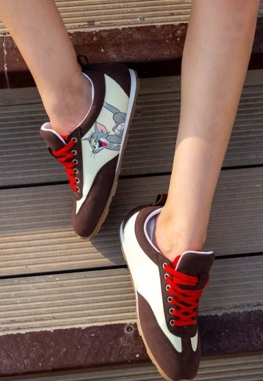 Kadın Vegan Deri Krem Sneakers - Warner Bros Looney Tunes Tom & Jerry Tasarım - 