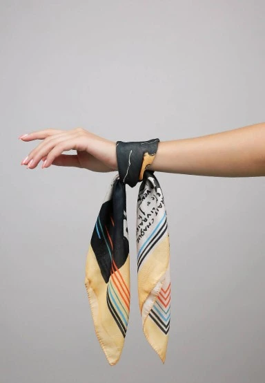 Multicolor Scarf - Revue Design - 