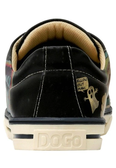 Women Vegan Leather Black Sneakers - Warner Bros Scooby Doo The Sneaky Machine Design - 