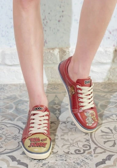 Women Vegan Leather Orange Sneakers - Warner Bros Tom ve Jerry Design - 