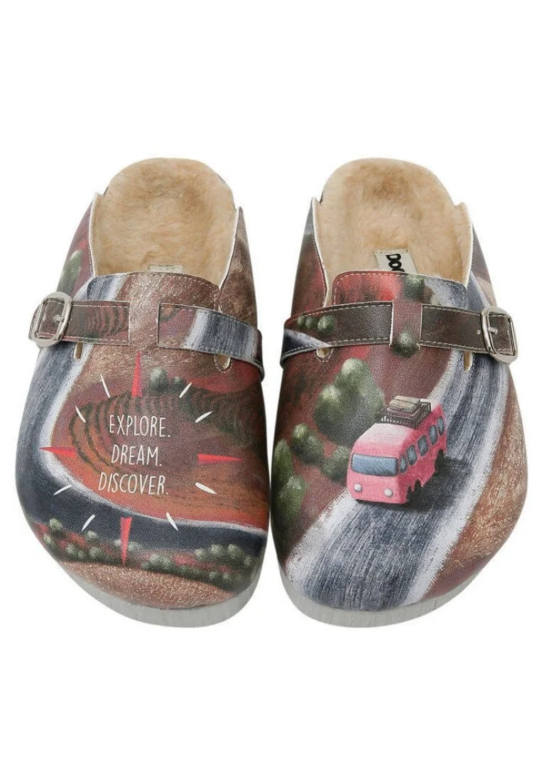 Enfants Cuir Vegan Multicolore Chaussons - Highway to Adventure Motif