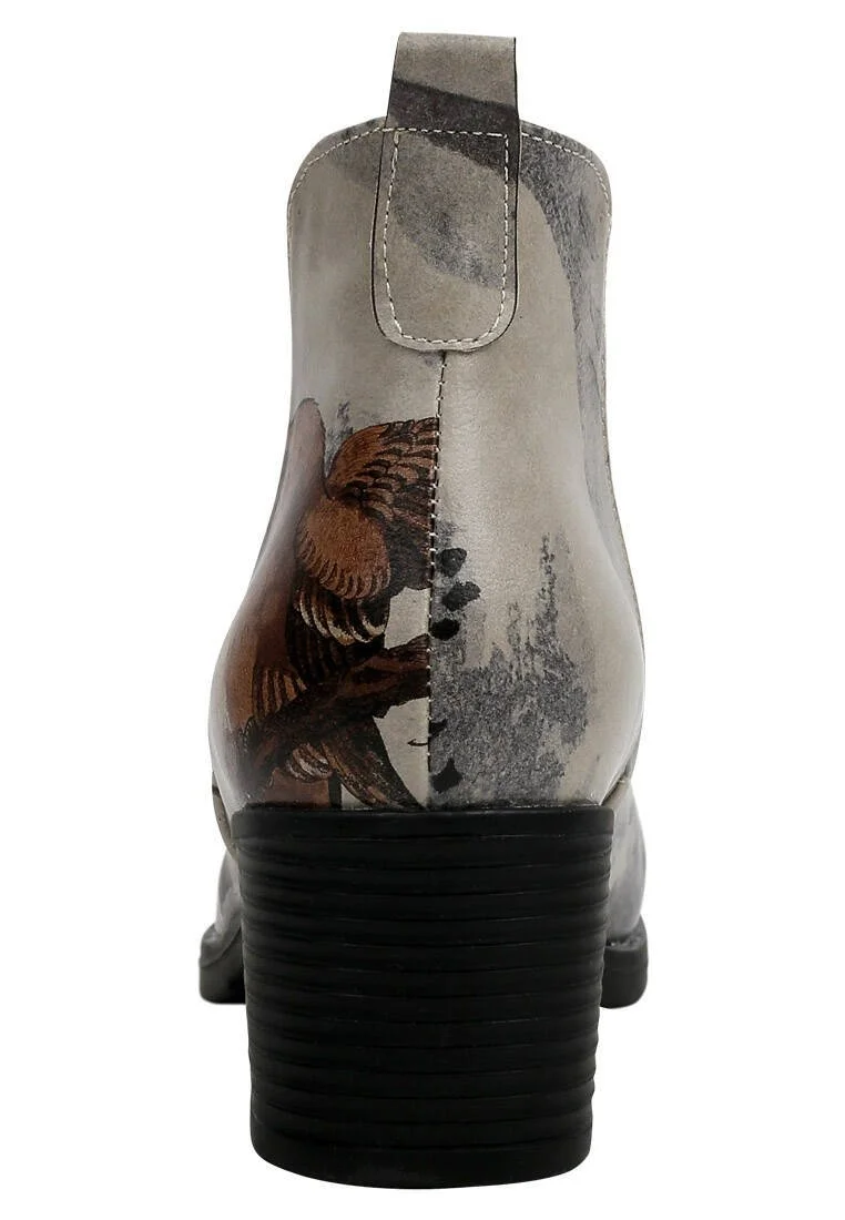 Femme Cuir Vegan Beige Booties - Chatting on a Branch Motif