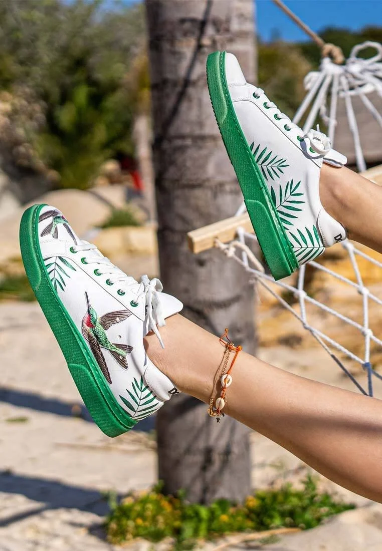 Femme Cuir Vegan Blanc Baskets - Soar the Sky Motif