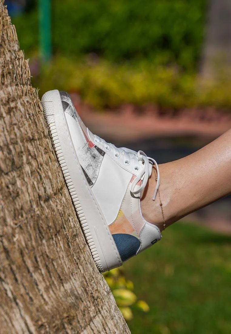 Femme Cuir Vegan Blanc Baskets - Geometric Shapes Motif
