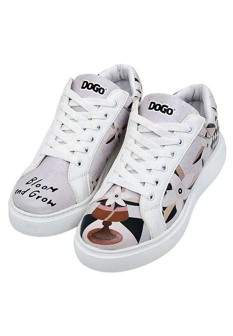 Femme Cuir Vegan Blanc Baskets - Bloom and Grow Motif