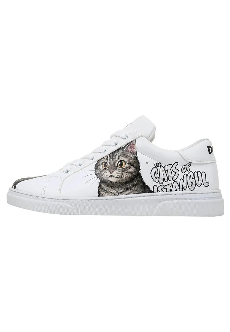 Femme Cuir Vegan Blanc Baskets - Paws on Taksim Motif