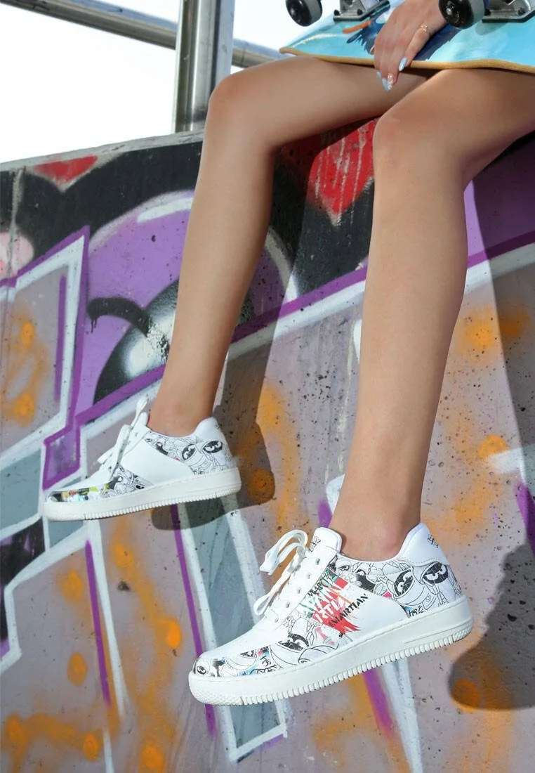 Femme Cuir Vegan Blanc Baskets - Warner Bros Marvin the Martian Stencil Motif