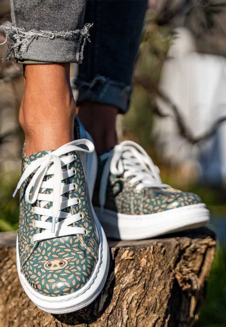 Femme Cuir Vegan Bleu Baskets - Lemur Motif