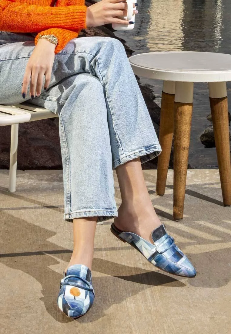 Femme Cuir Vegan Bleu Foncé Chaussons - Be Different Motif