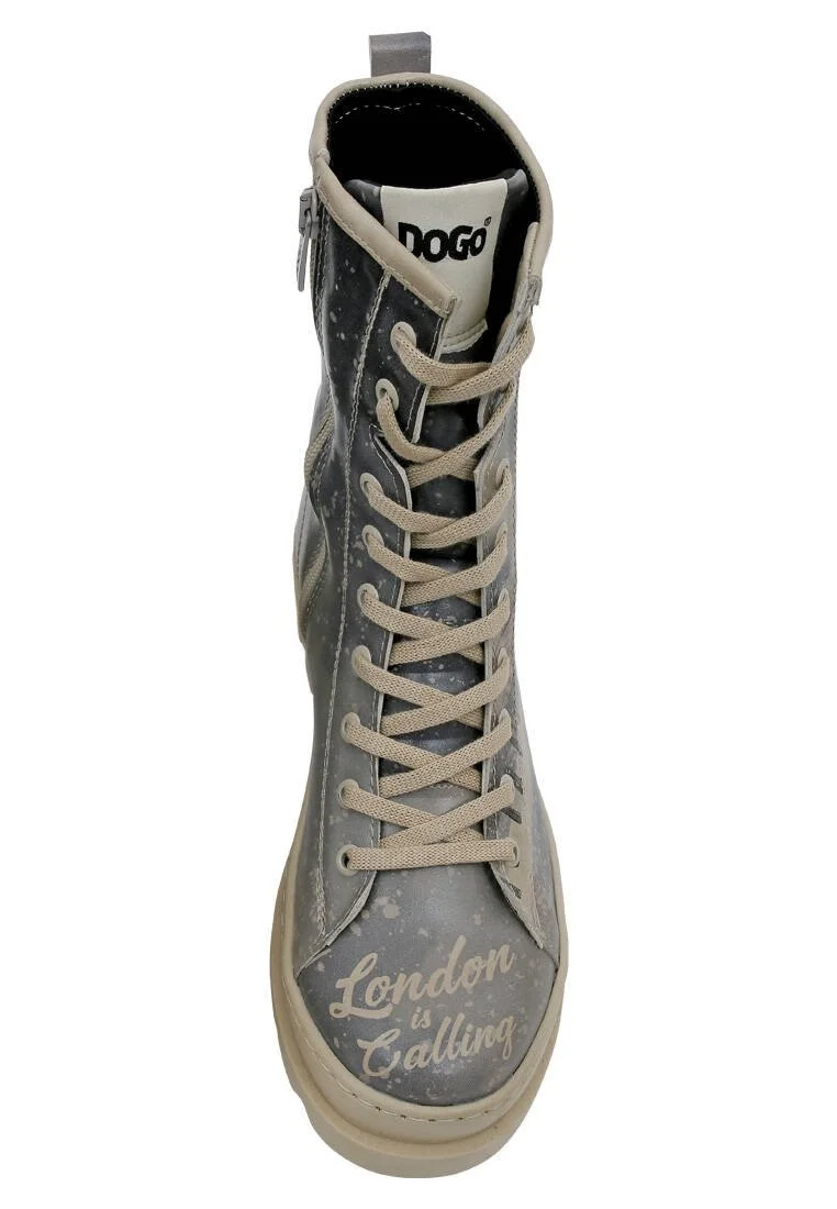 Femme Cuir Vegan Gris Bottes longues à glissière - London is Calling Motif