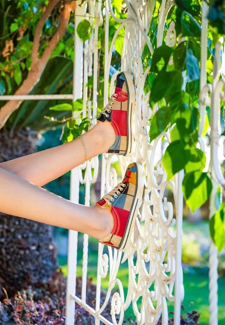 Femme Cuir Vegan Multicolore Baskets - Bauhaus Birdie Motif