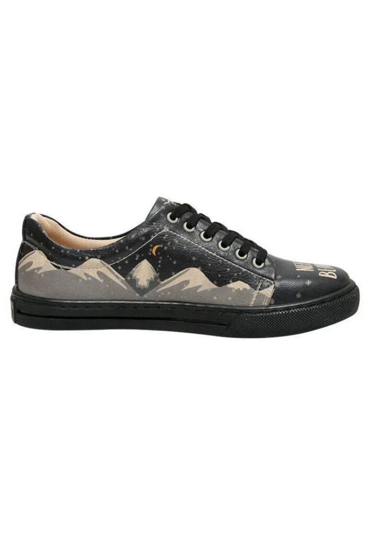 Femme Cuir Vegan Noir Baskets - Need a Bear Hug Motif
