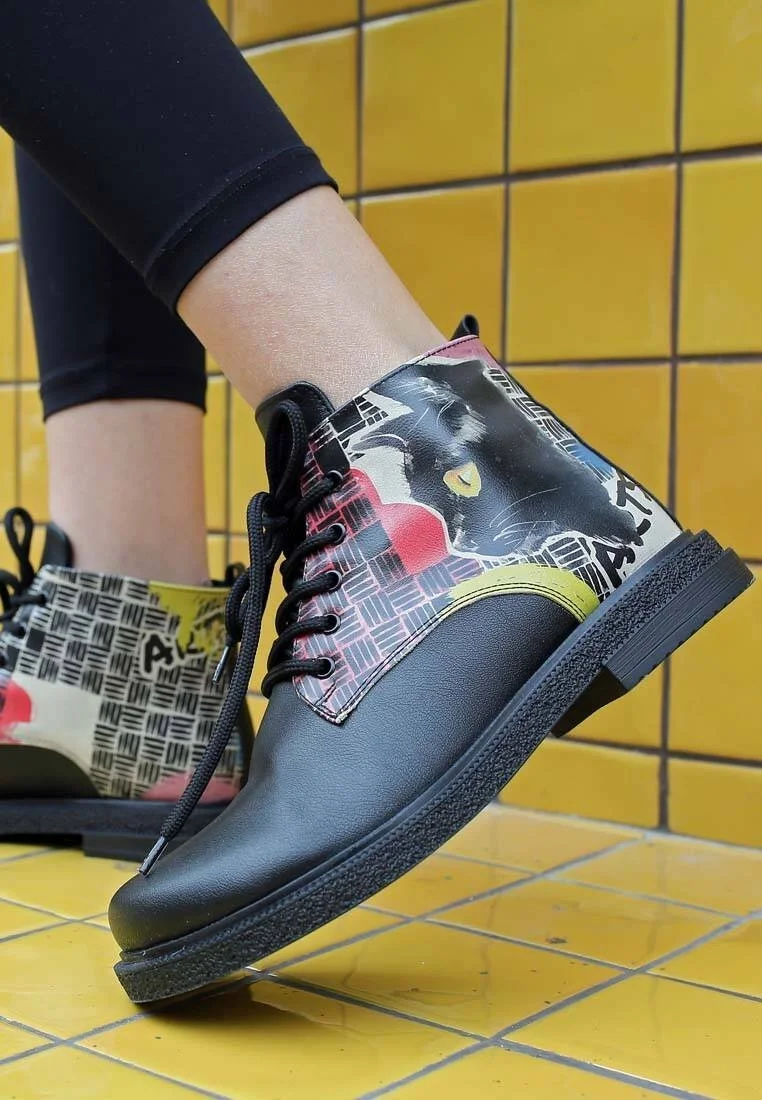 Femme Cuir Vegan Noir Bottines - Artsy Cat Collage Motif
