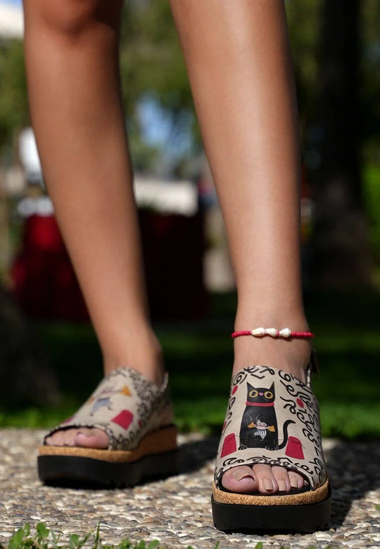 Femme Cuir Vegan Beige Sandales Compensées - Cat and Mouse Motif