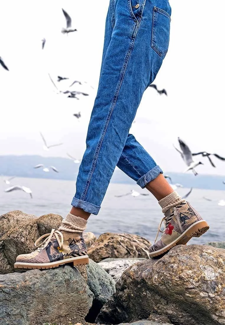 Kadın Vegan Deri Bej Fermuarlı Kısa Bot - Reimagine Tasarım