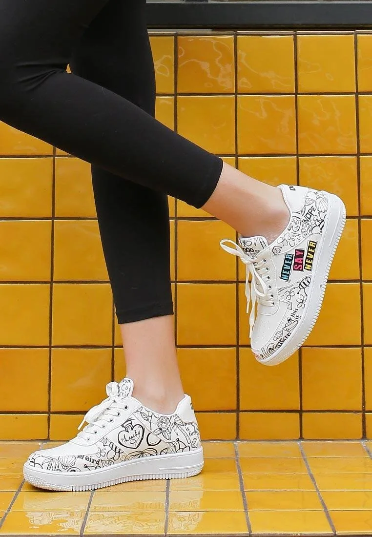 Kadın Vegan Deri Beyaz Sneakers - Never Say Never Tasarım