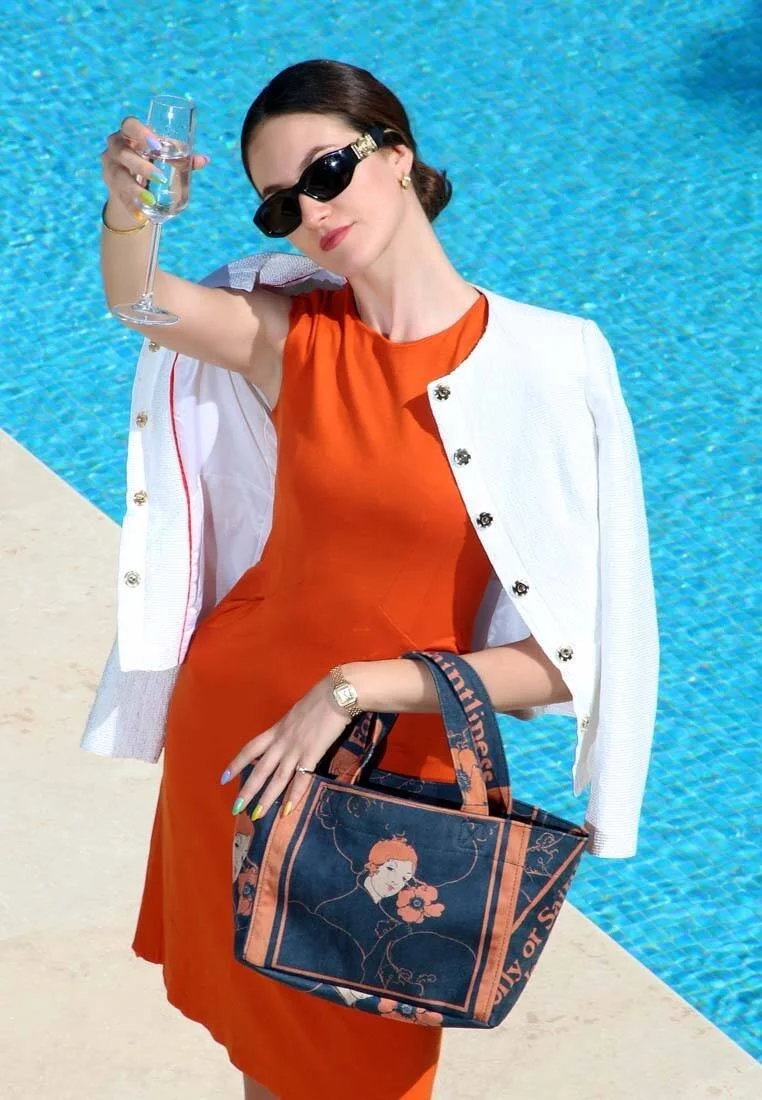 Kadın Vegan Siyah Medium Tote Bag - Folly or Saintliness Tasarım
