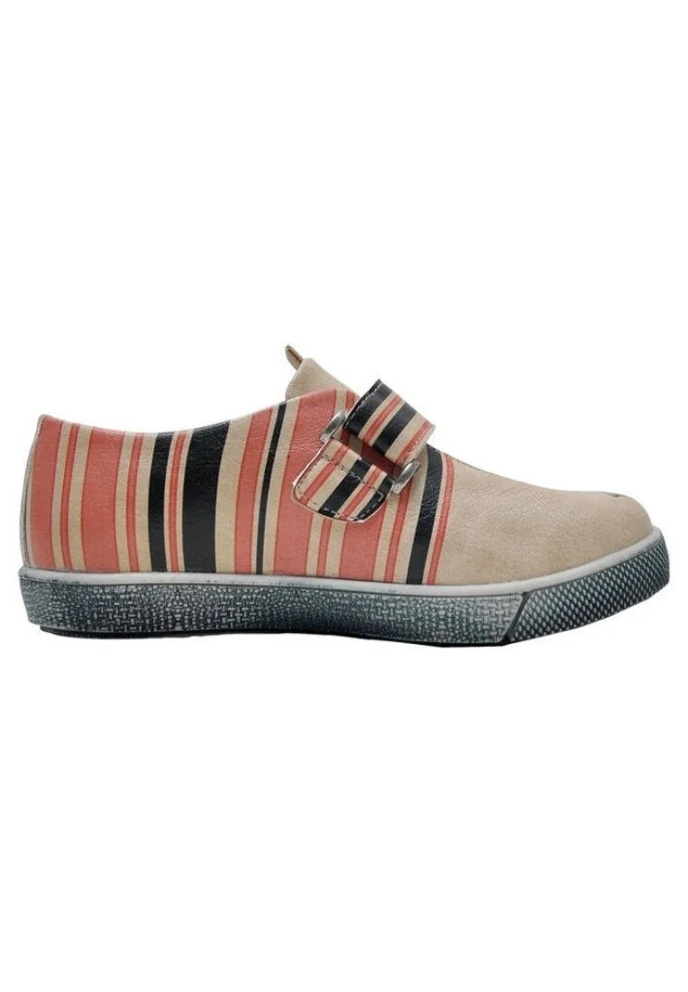 Kids Vegan Leather Beige Velcro Sneakers - Warner Bros Bugs Bunny Love is Pure Design