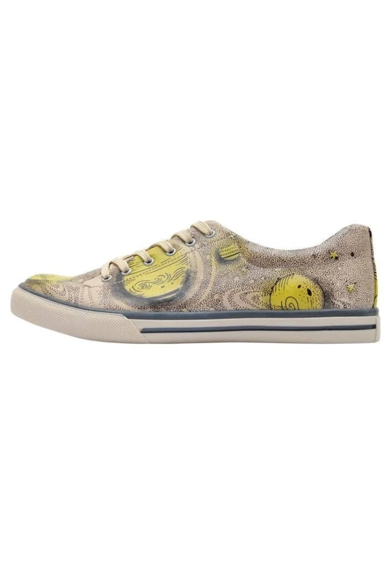 Men Vegan Leather Beige Sneakers - Universe Design