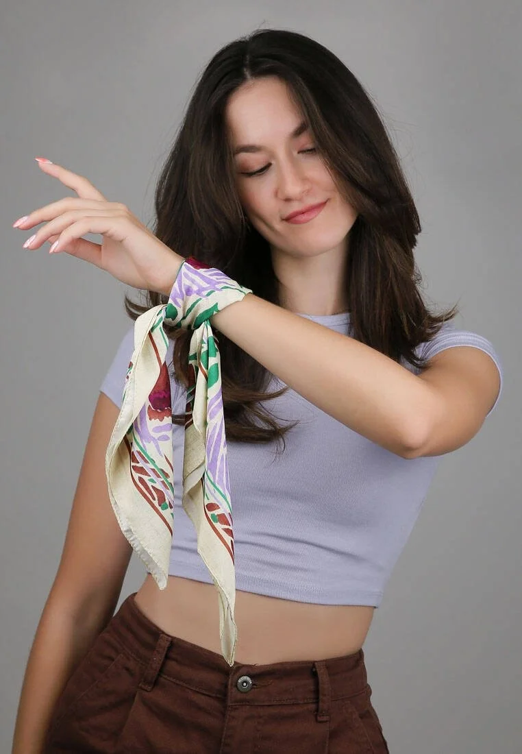 Multicolor Scarf - Mucha Design