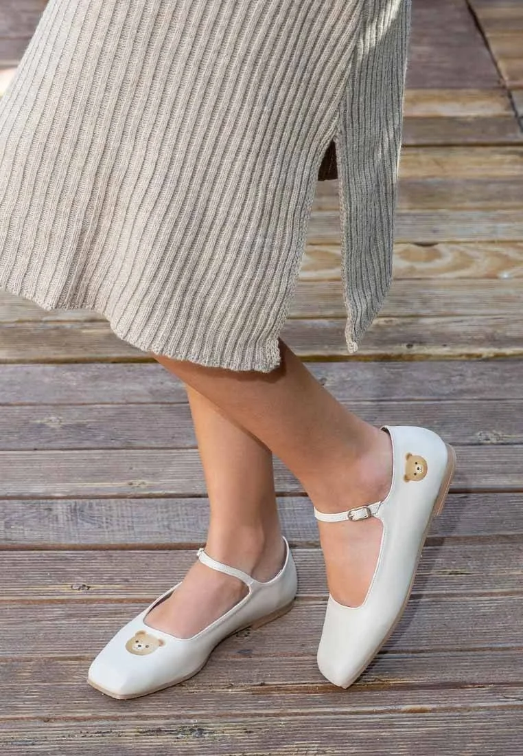 Women Vegan Leather Beige Ballerinas - Teddy Design