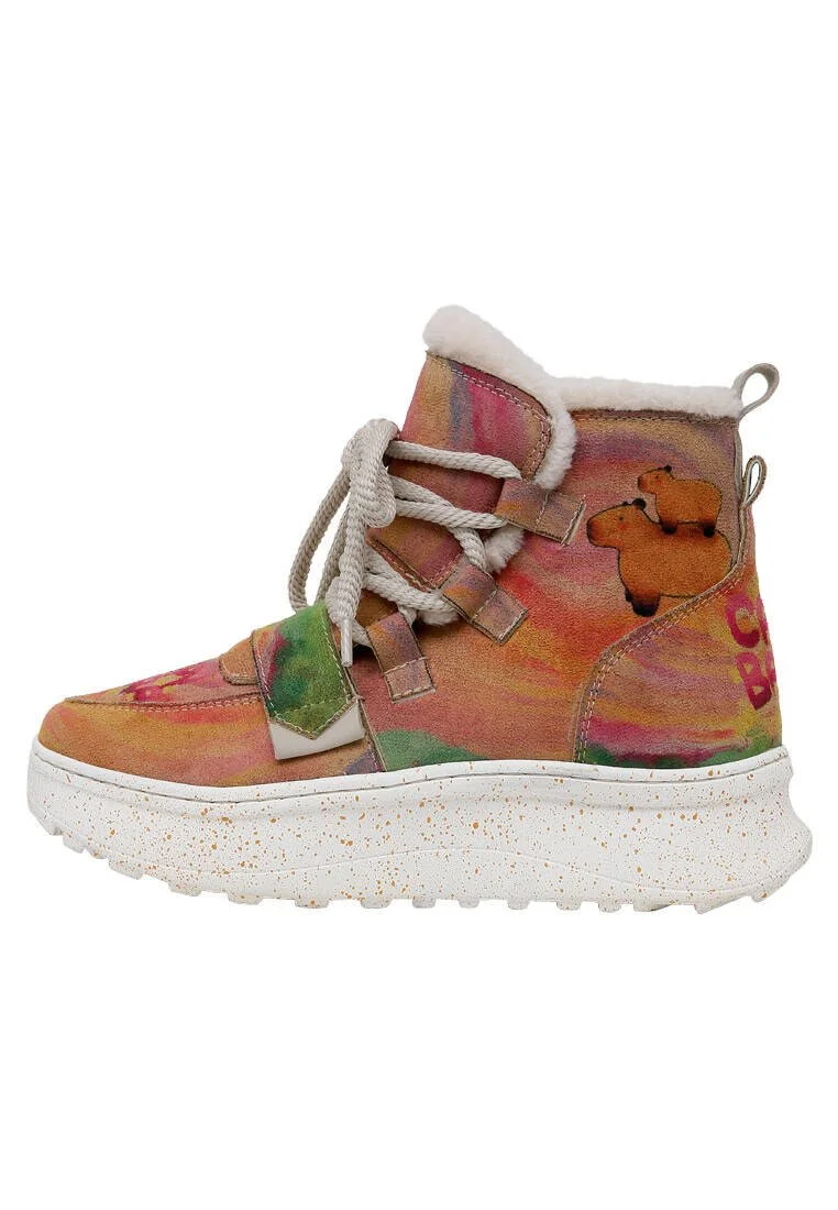Women Vegan Leather Beige Boots - Capybara Design