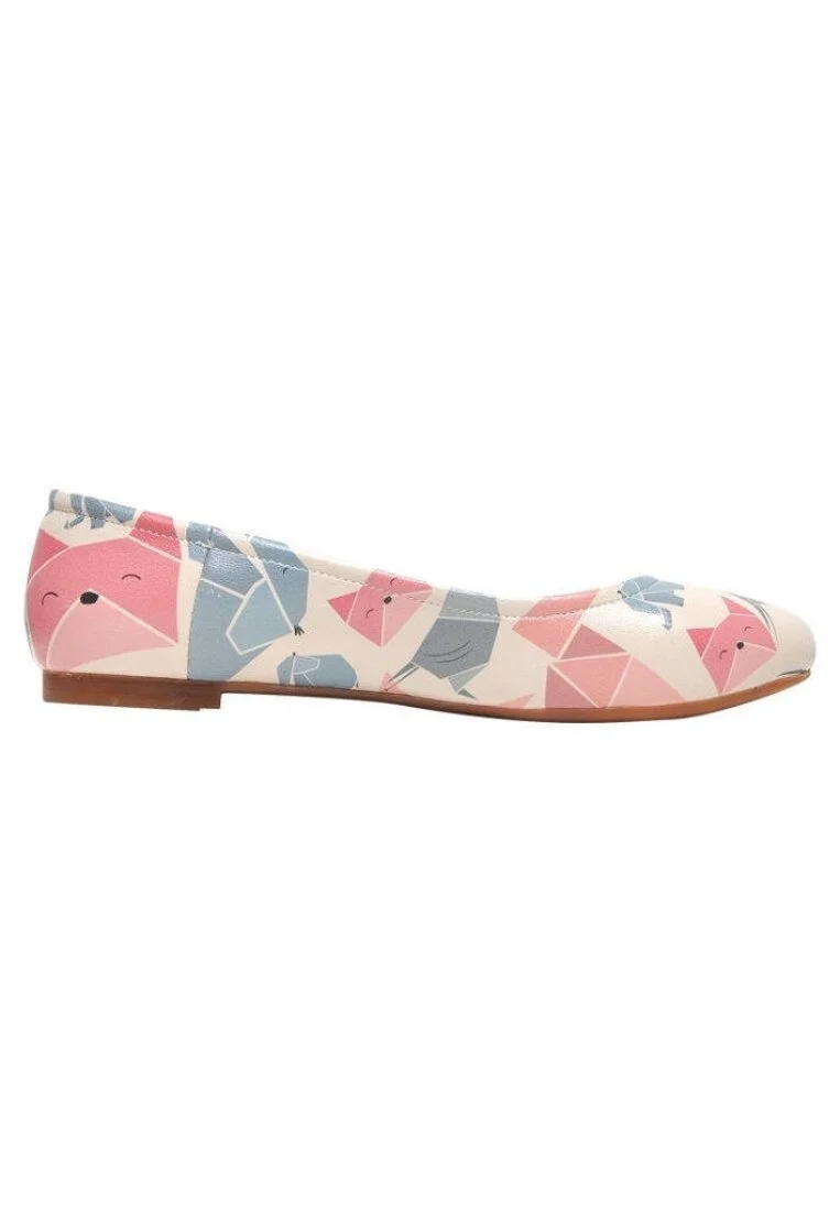 Women Vegan Leather Beige Flat Shoes - Origami Design