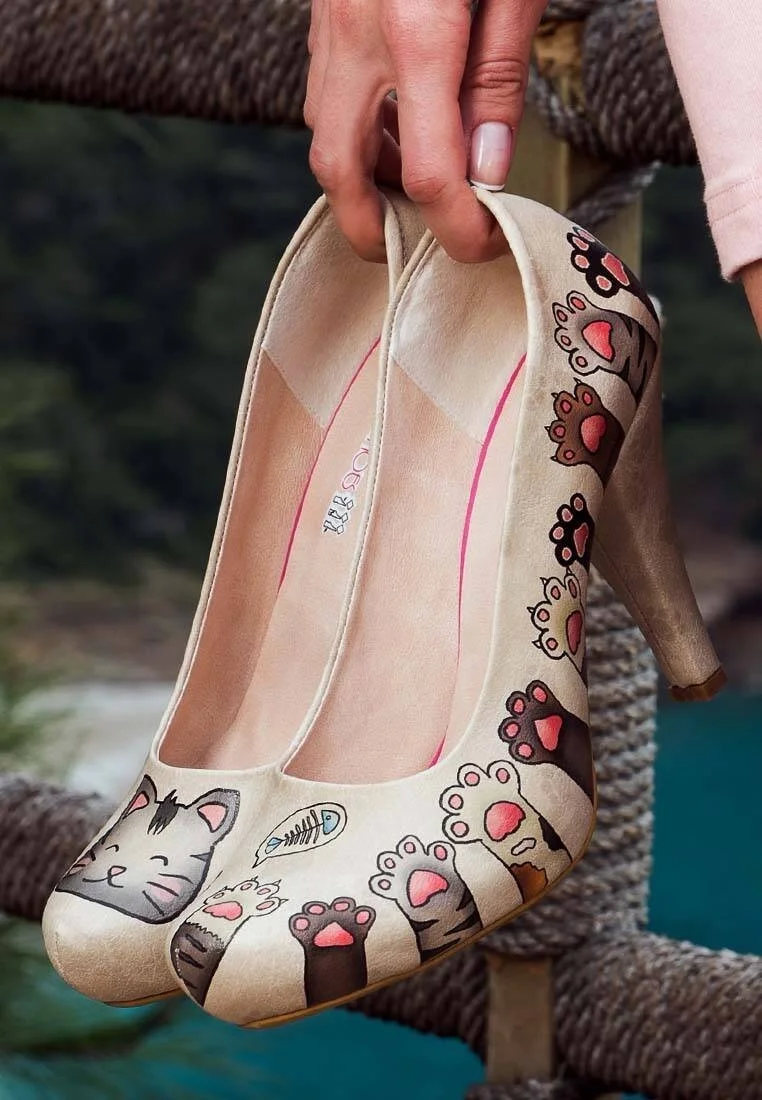 Women Vegan Leather Beige High Heels - Yummy Design