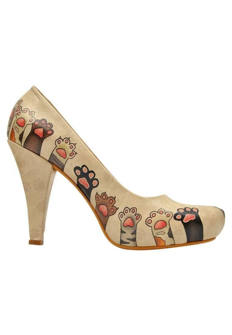Women Vegan Leather Beige High Heels - Yummy Design