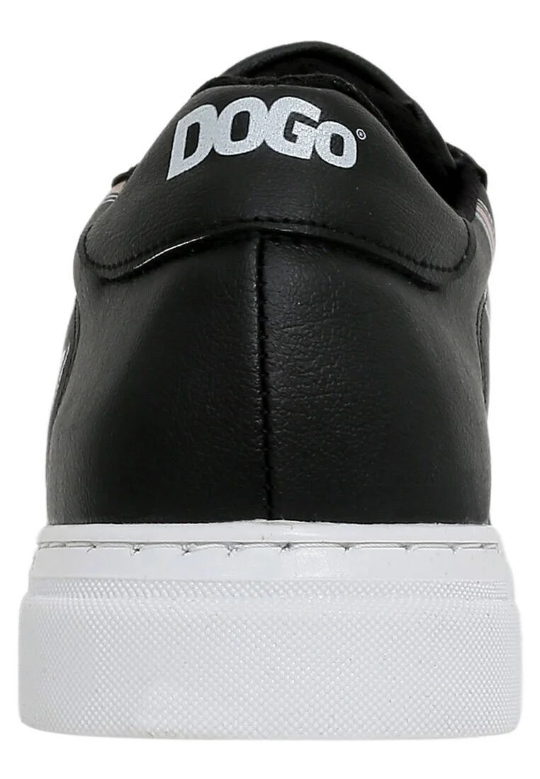 Women Vegan Leather Black Sneakers - Warner Bros What's Up Doc? Bugs Bunny Design