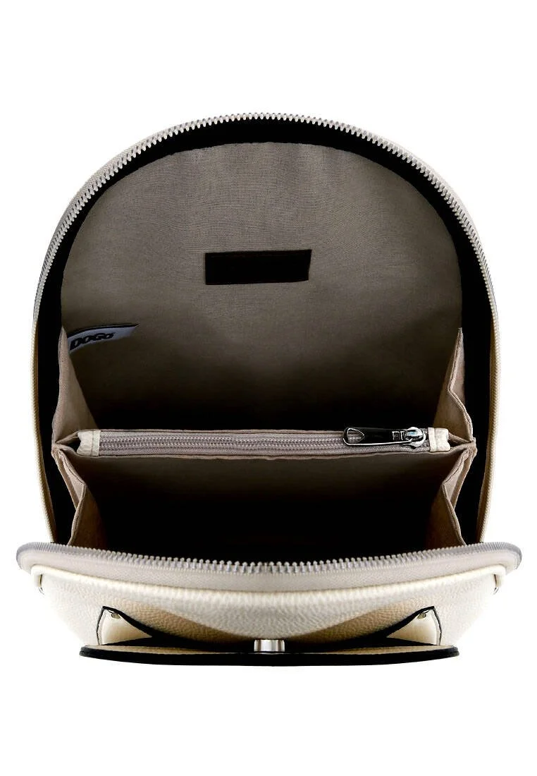 Women Vegan Leather Cream Backpack - Let it Snow Design