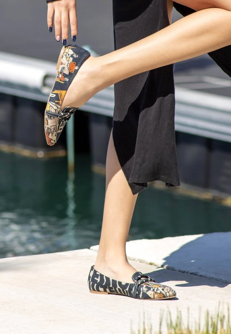 Women Vegan Leather Multicolor Flat Shoes - Supper Design