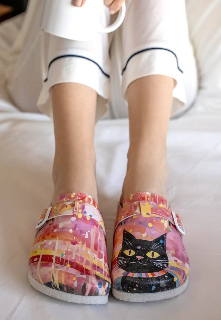 Women Vegan Leather Multicolor Slippers - Party Cat Design