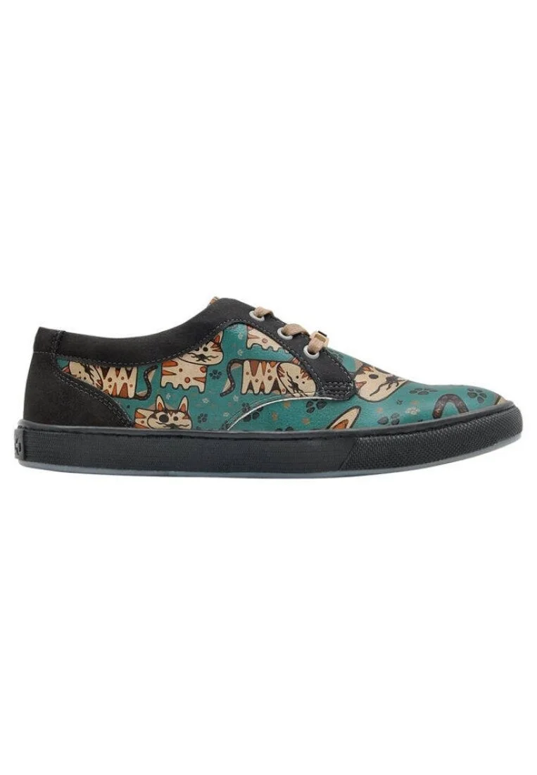 Women Vegan Leather Turquoise Sneakers - Tabby Cats Design