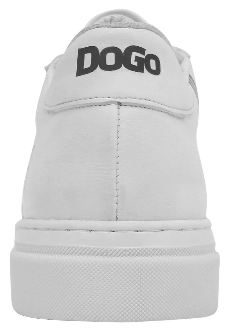 Women Vegan Leather White Sneakers - What's Up Doc? Bugs Bunny Design