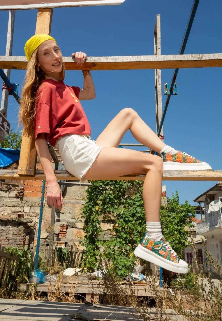 Women Vegan Multicolor Platform Sneakers - Garden Birds Design